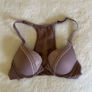 Victoria's Secret Lace Accent Front-closure Push-up Bra